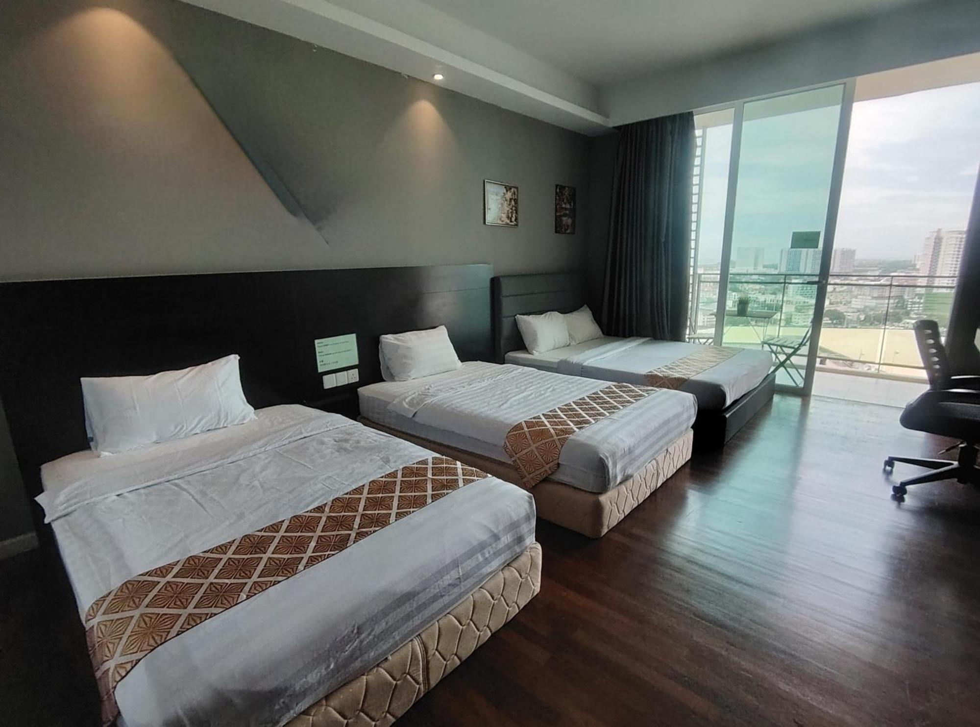 The Shore Residence Melaka Exterior photo