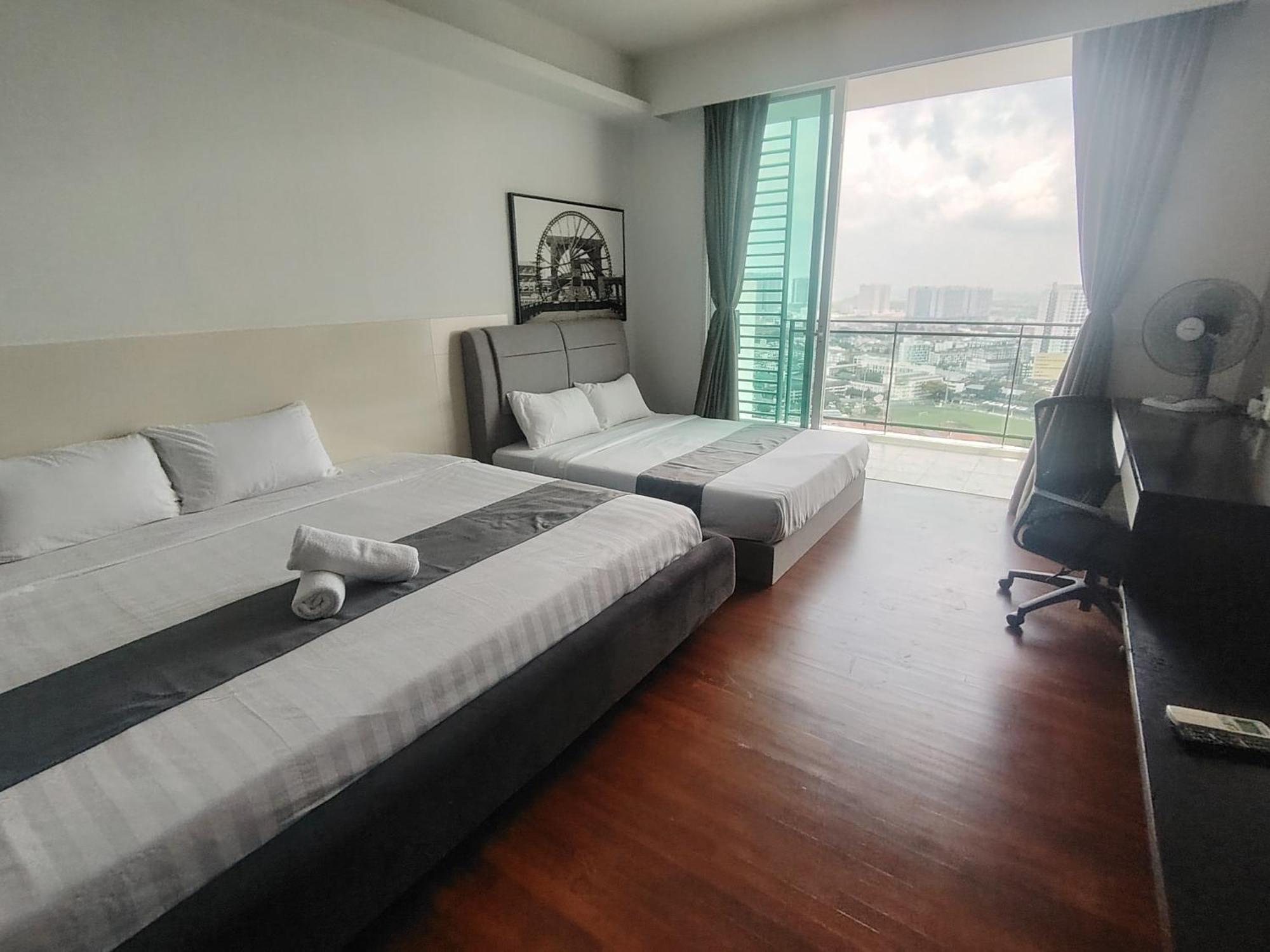 The Shore Residence Melaka Exterior photo
