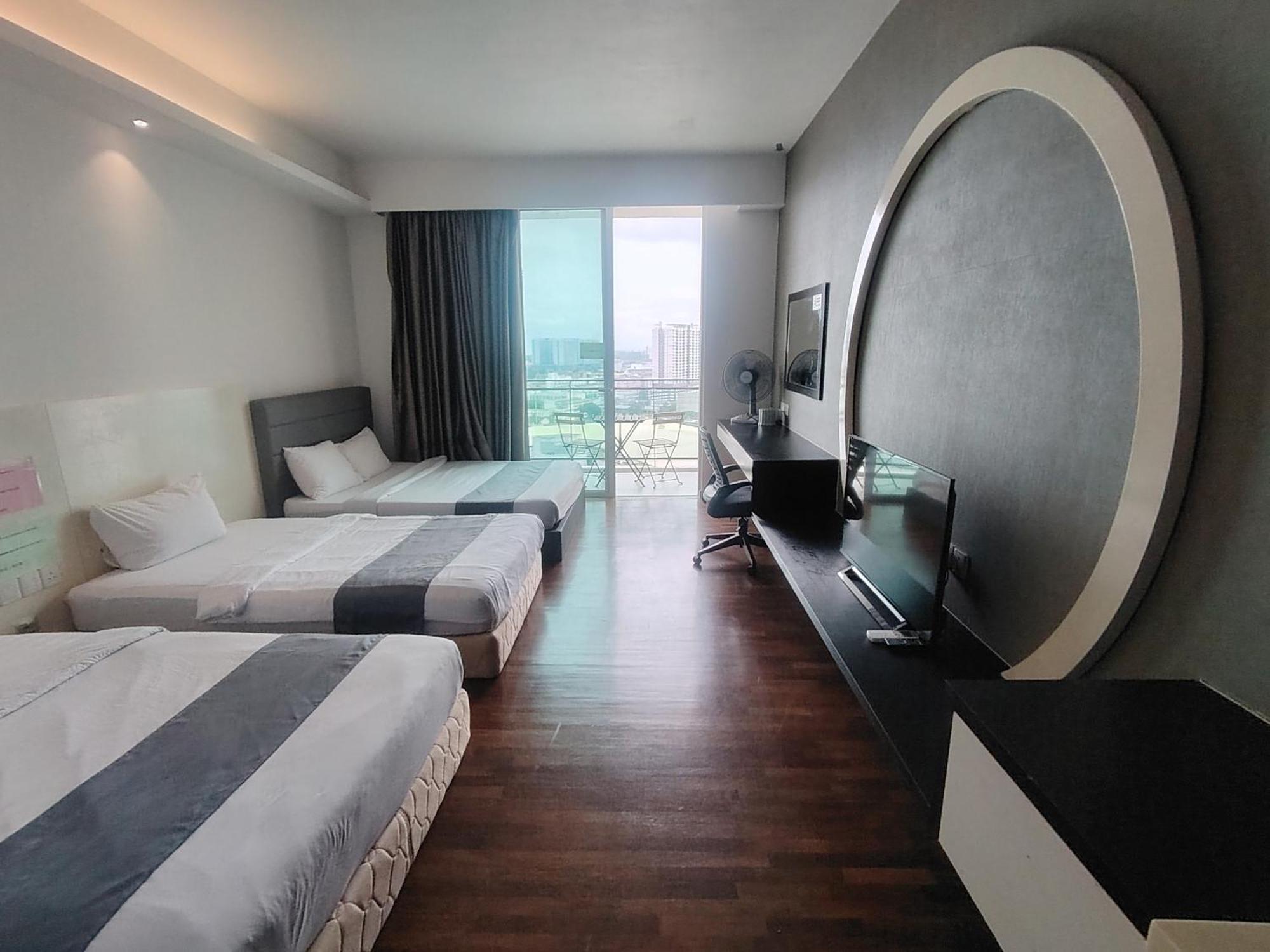 The Shore Residence Melaka Exterior photo